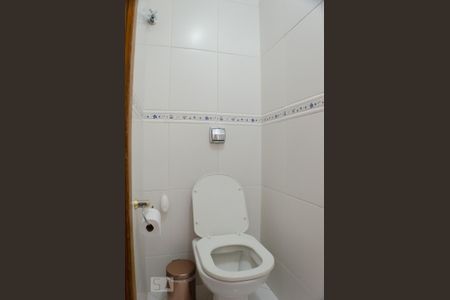 Apartamento à venda com 269m², 3 quartos e 5 vagas Apartamento à venda com 269m², 3 quartos e 5 vagasLavabo