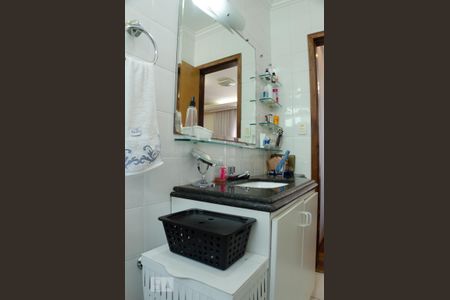 Apartamento à venda com 269m², 3 quartos e 5 vagas Apartamento à venda com 269m², 3 quartos e 5 vagasBanheiro da Suíte