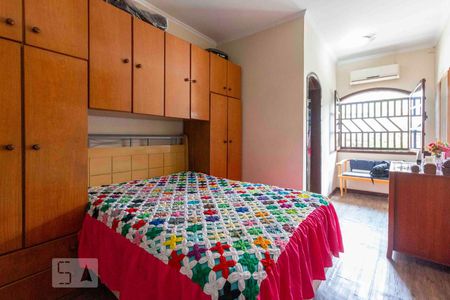 Suite 1 de casa à venda com 4 quartos, 280m² em Parque Cruzeiro do Sul, São Paulo