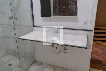 Casa para alugar com 350m², 4 quartos e 2 vagasBanheiro da Suíte (2º Andar)