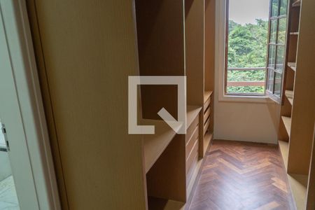 Casa para alugar com 350m², 4 quartos e 2 vagasCloset da suíte (2º Andar)