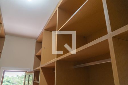 Casa para alugar com 350m², 4 quartos e 2 vagasCloset da suíte (2º Andar)