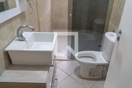 Casa para alugar com 350m², 4 quartos e 2 vagasBanheiro Social (1º Andar)
