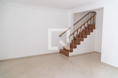 Sala 1 (Terreo) de casa para alugar com 4 quartos, 350m² em Parque Monte Alegre, Taboão da Serra