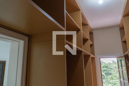 Casa para alugar com 350m², 4 quartos e 2 vagasCloset da suíte (2º Andar)