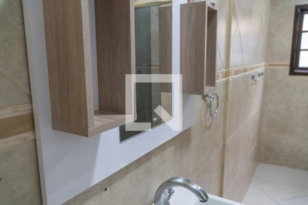 Casa para alugar com 350m², 4 quartos e 2 vagasBanheiro Social (1º Andar)