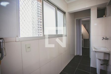 Apartamento para alugar com 90m², 3 quartos e 1 vagaÁrea de Serviço