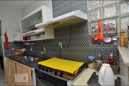 Apartamento à venda com 130m², 3 quartos e sem vagaCozinha