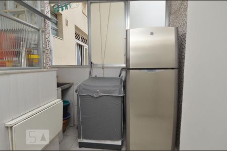 Apartamento à venda com 130m², 3 quartos e sem vagaÁrea de Serviço