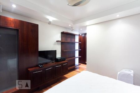 Suíte 1 de apartamento para alugar com 3 quartos, 140m² em Vila Nova Conceição, São Paulo
