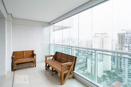 Apartamento à venda com 50m², 1 quarto e 1 vaga Apartamento à venda com 50m², 1 quarto e 1 vagaVaranda