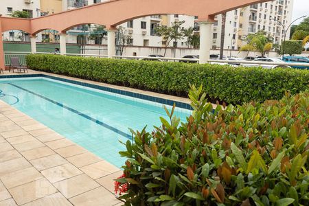 Apartamento para alugar com 49m², 2 quartos e 1 vagaÁrea comum - Piscina