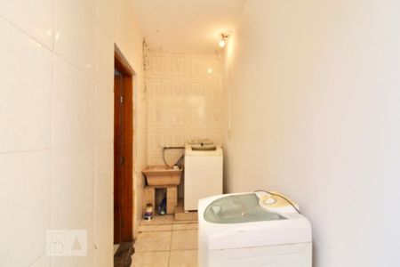 Casa à venda com 60m², 2 quartos e 1 vagaLavanderia