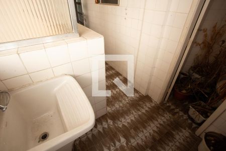 Apartamento à venda com 107m², 2 quartos e 1 vagaÁrea de Serviço