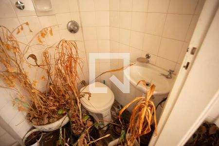 Apartamento à venda com 107m², 2 quartos e 1 vagaÁrea de Serviço