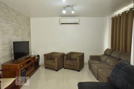 Sala de casa de condomínio à venda com 5 quartos, 210m² em Freguesia (jacarepaguá), Rio de Janeiro
