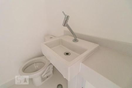 Detalhe do Lavabo de apartamento à venda com 2 quartos, 69m² em Alphaville Empresarial, Barueri
