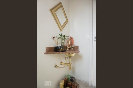 Apartamento à venda com 198m², 4 quartos e 2 vagasLavabo