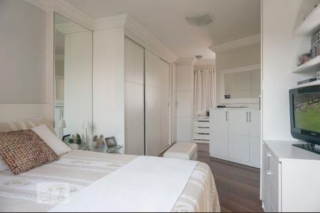 Apartamento à venda com 198m², 4 quartos e 2 vagasSuíte 1