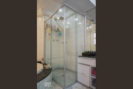 Apartamento à venda com 198m², 4 quartos e 2 vagasBanheiro da Suíte 1