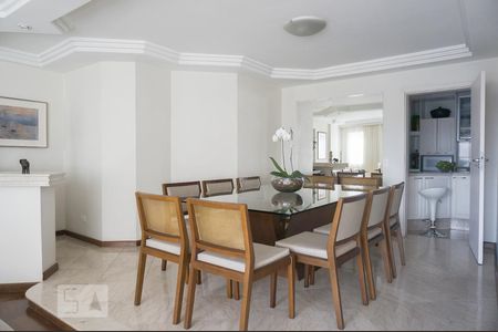 Sala de Jantar de apartamento à venda com 4 quartos, 198m² em Jardim das Laranjeiras, São Paulo