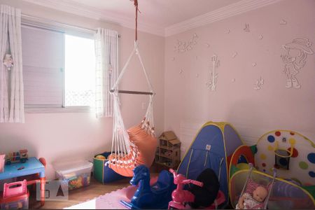 Apartamento à venda com 198m², 4 quartos e 2 vagasQuarto 2