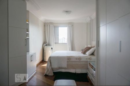 Apartamento à venda com 198m², 4 quartos e 2 vagasSuíte 1