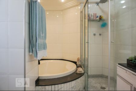 Apartamento à venda com 198m², 4 quartos e 2 vagasBanheiro da Suíte 1