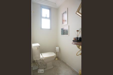 Apartamento à venda com 198m², 4 quartos e 2 vagasLavabo