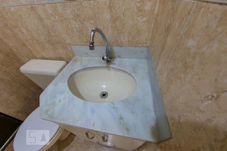 Apartamento à venda com 53m², 2 quartos e 1 vaga Apartamento à venda com 53m², 2 quartos e 1 vagaBanheiro