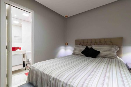 Apartamento à venda com 80m², 3 quartos e 2 vagasSuíte