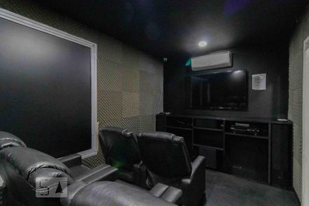 Apartamento à venda com 80m², 3 quartos e 2 vagasÁrea comum - Cinema