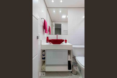 Apartamento à venda com 80m², 3 quartos e 2 vagasBanheiro da Suíte