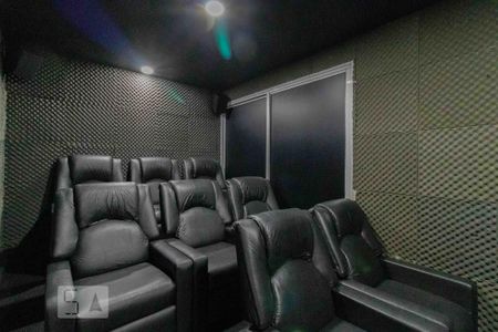 Apartamento à venda com 80m², 3 quartos e 2 vagasÁrea comum - Cinema