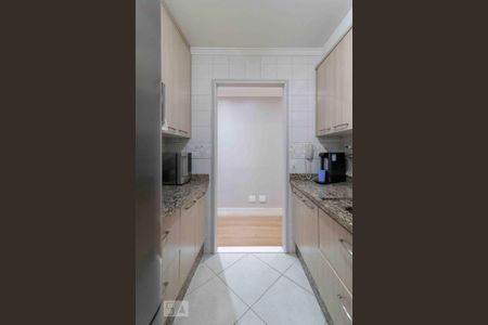 Apartamento à venda com 80m², 3 quartos e 2 vagasCozinha