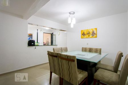 Casa à venda com 150m², 3 quartos e 1 vagaCopa