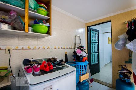 Casa à venda com 150m², 3 quartos e 1 vagaÁrea de serviço