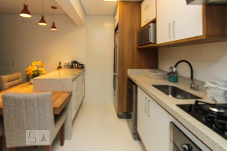 Casa de condomínio à venda com 83m², 2 quartos e 2 vagascozinha