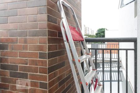 Casa de condomínio à venda com 83m², 2 quartos e 2 vagasVaranda da Suite