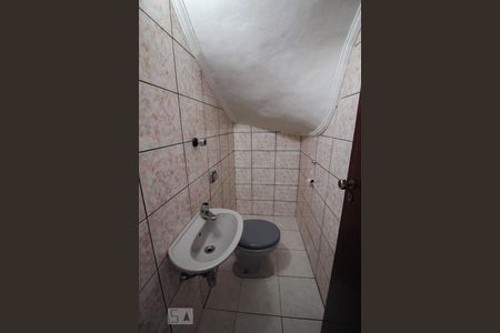 lavabo de casa à venda com 4 quartos, 198m² em Vila Ester (zona Norte), São Paulo