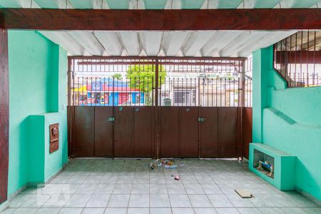 Casa à venda com 200m², 2 quartos e 2 vagasGaragem