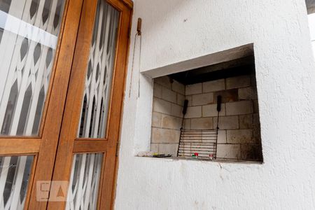 Casa de condomínio à venda com 120m², 3 quartos e 2 vagasChurrasqueira