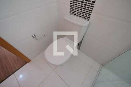 Apartamento para alugar com 95m², 3 quartos e 1 vaga Apartamento para alugar com 95m², 3 quartos e 1 vagaDetalhe do Banheiro da Suite
