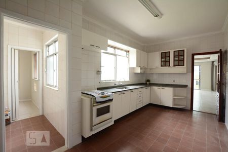 Apartamento à venda com 105m², 2 quartos e 1 vagaCozinha