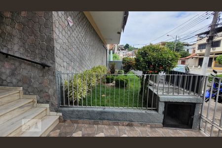 Apartamento à venda com 105m², 2 quartos e 1 vagaÁrea comum