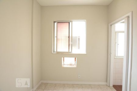 Apartamento à venda com 105m², 2 quartos e 1 vagaQuarto de Serviço