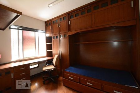 Apartamento à venda com 105m², 2 quartos e 1 vagaQuarto 2