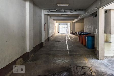 Apartamento para alugar com 70m², 2 quartos e 1 vagaPortão da garagem