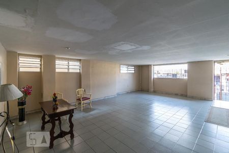 Apartamento para alugar com 70m², 2 quartos e 1 vagaÁrea comum - Salão de festas
