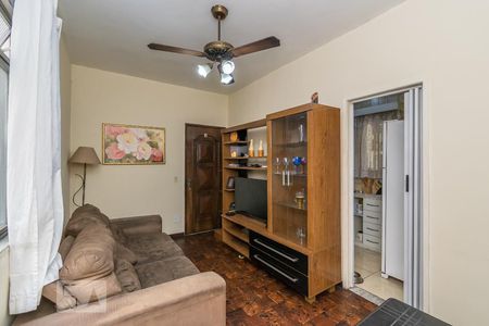 Sala de apartamento para alugar com 2 quartos, 70m² em Ramos, Rio de Janeiro